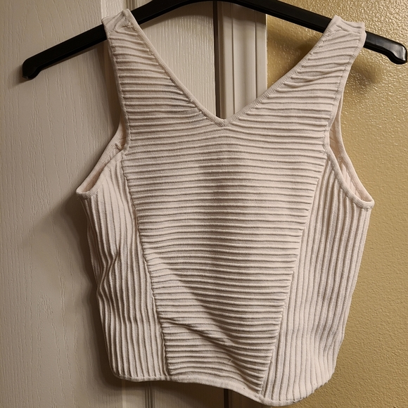 Sam Edelman Ribbed Top - Picture 4 of 4